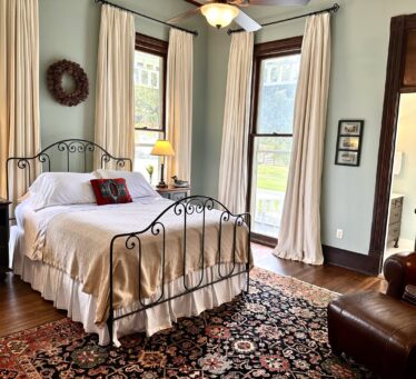 John Parker Bedroom, Milton Parker Home, Luxury B&amp;B in Bryan, TX