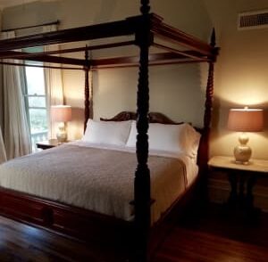 Rooms, Milton Parker Home, Luxury B&amp;B in Bryan, TX
