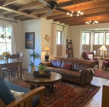 Rooms, Milton Parker Home, Luxury B&amp;B in Bryan, TX